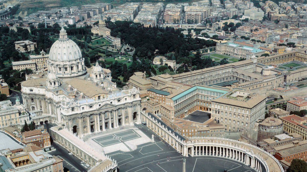Βατικανό: Επιχείρησε να αυτοπυρποληθεί στην Πλατεία του Αγίου Πέτρου